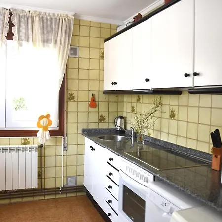 Impresionante Casa En A 5 Min De La Playa Con Vistas Ajo