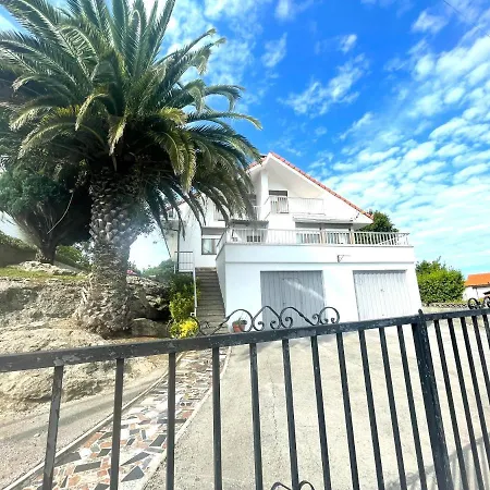 Impresionante Casa En A 5 Min De La Playa Con Vistas * Ajo